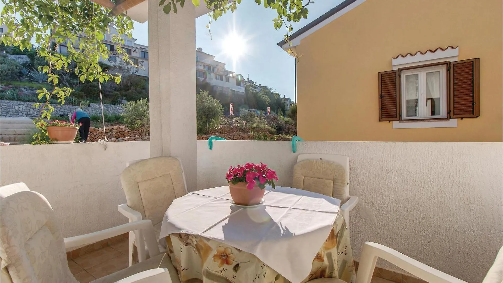 Gorgeous Apartment In Mali Losinj With Wifi